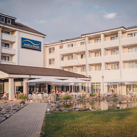 Nordica Hotel Friesenhof Бюзум Экстерьер фото