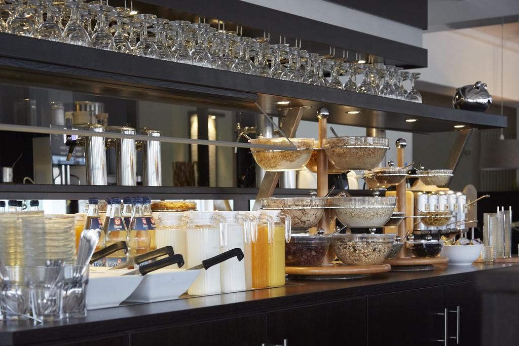 Nordica Hotel Friesenhof Бюзум Экстерьер фото