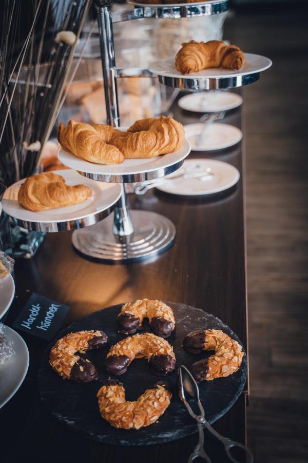 Nordica Hotel Friesenhof Бюзум Экстерьер фото