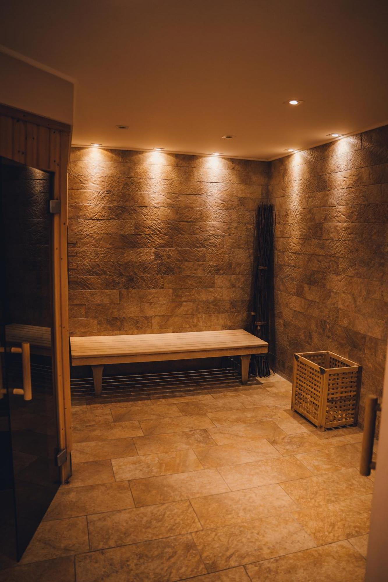 Nordica Hotel Friesenhof Бюзум Экстерьер фото